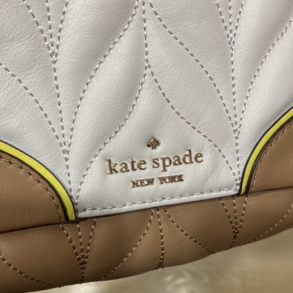 Kate Spade Tan White Yellow Briar Lane Quilted Mini Emelyn Purse Bag - Picture 3 of 16